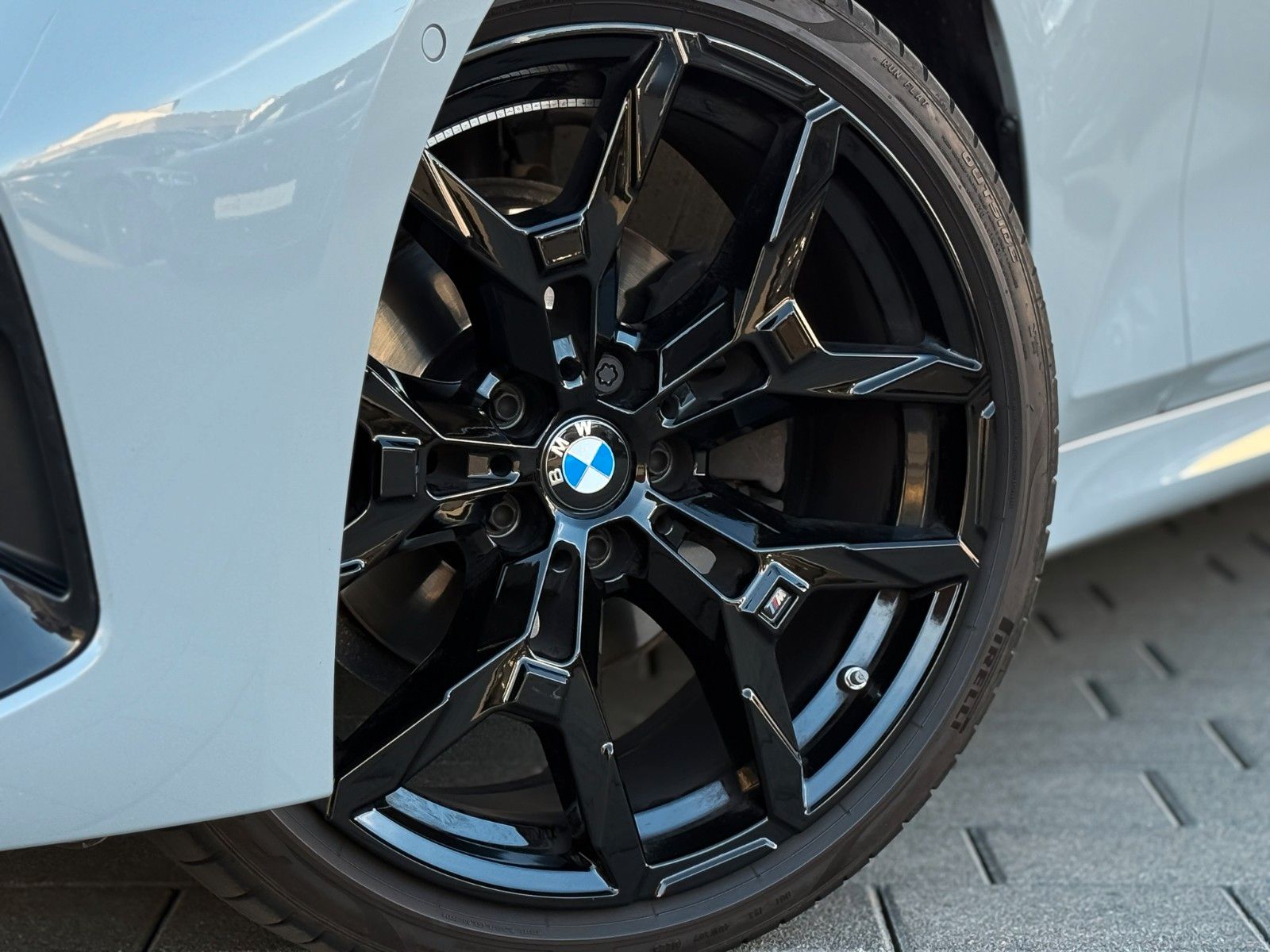 BMW 320 2025 г. Серый, пробег 29900 км