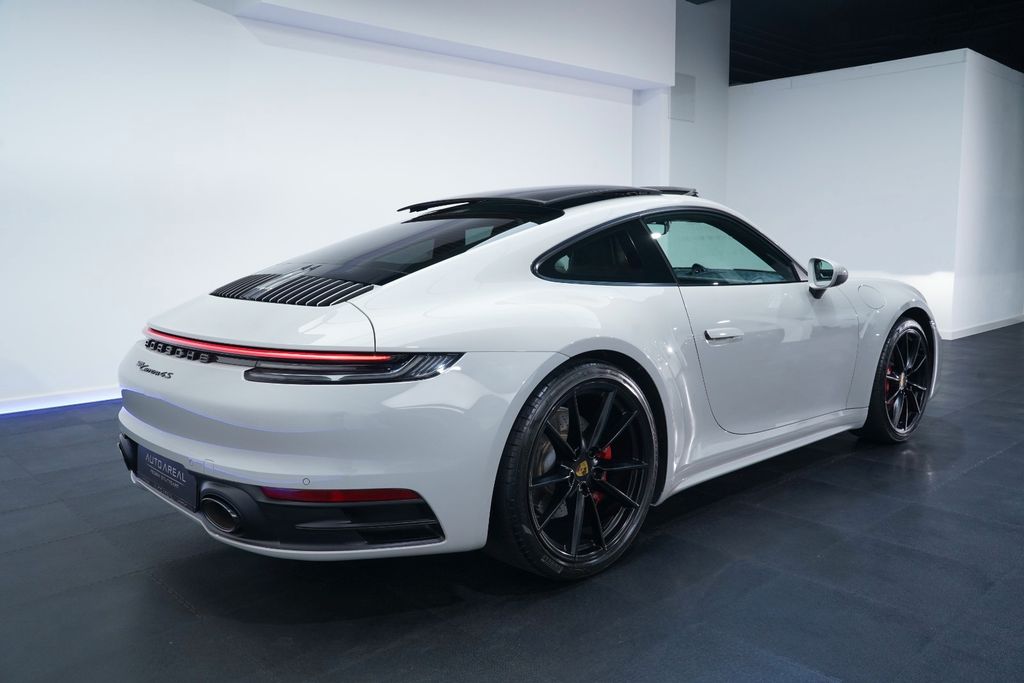 Porsche 992 2021 г. Серый, пробег 35295 км