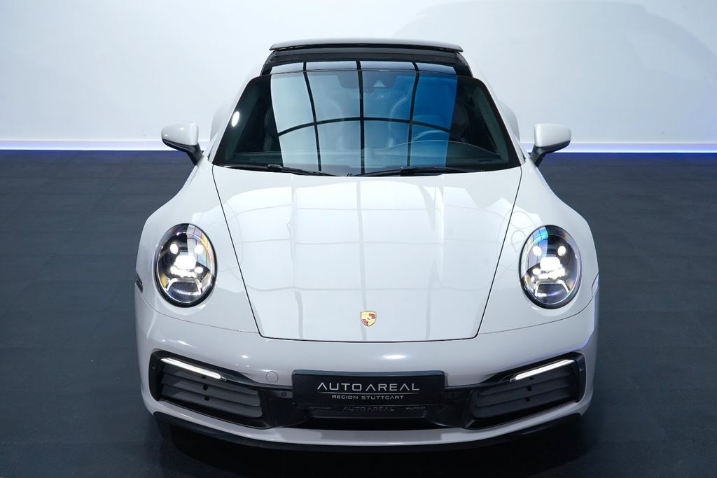 Porsche 992 2021 г. Серый, пробег 35295 км
