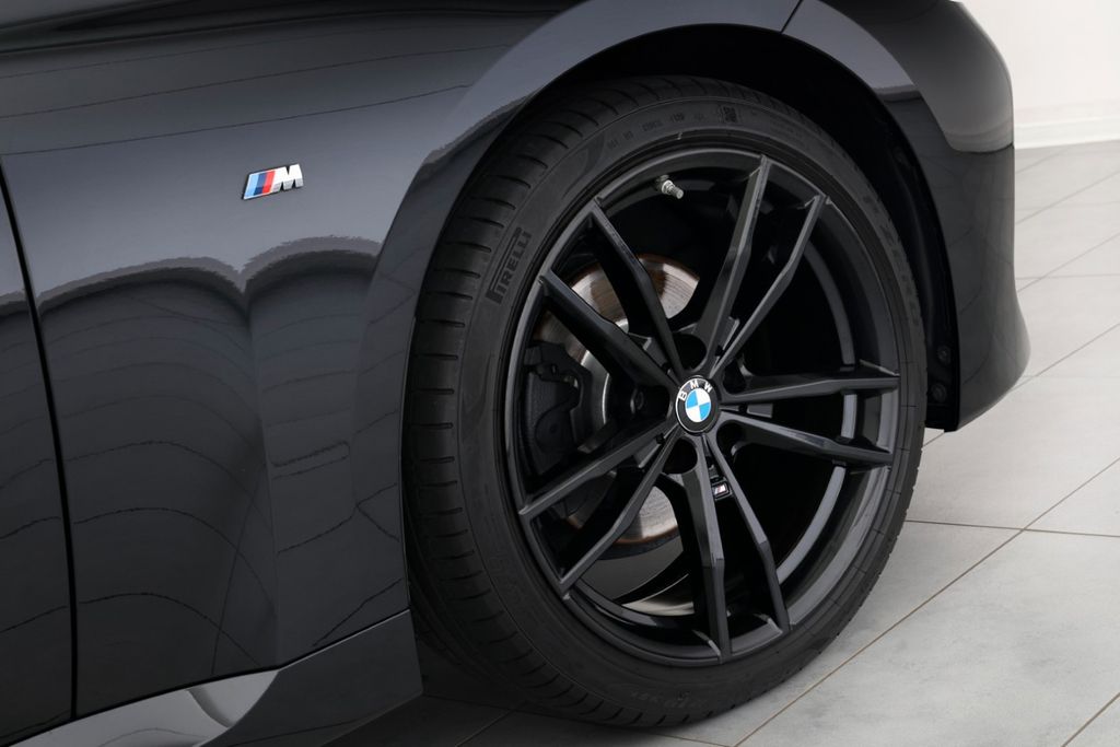 BMW 220 2022 г. Чёрный, пробег 59450 км
