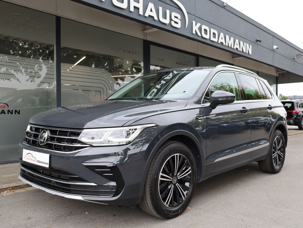 Volkswagen Tiguan 2023 г. Серый, пробег 29235 км