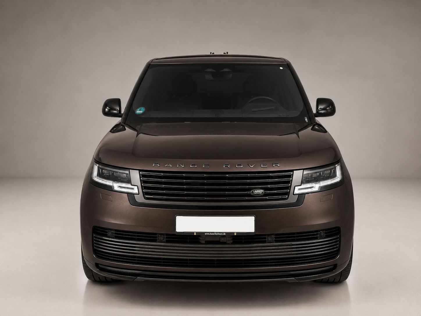 Land Rover Range Rover 2023 г. Коричневый, пробег 54000 км