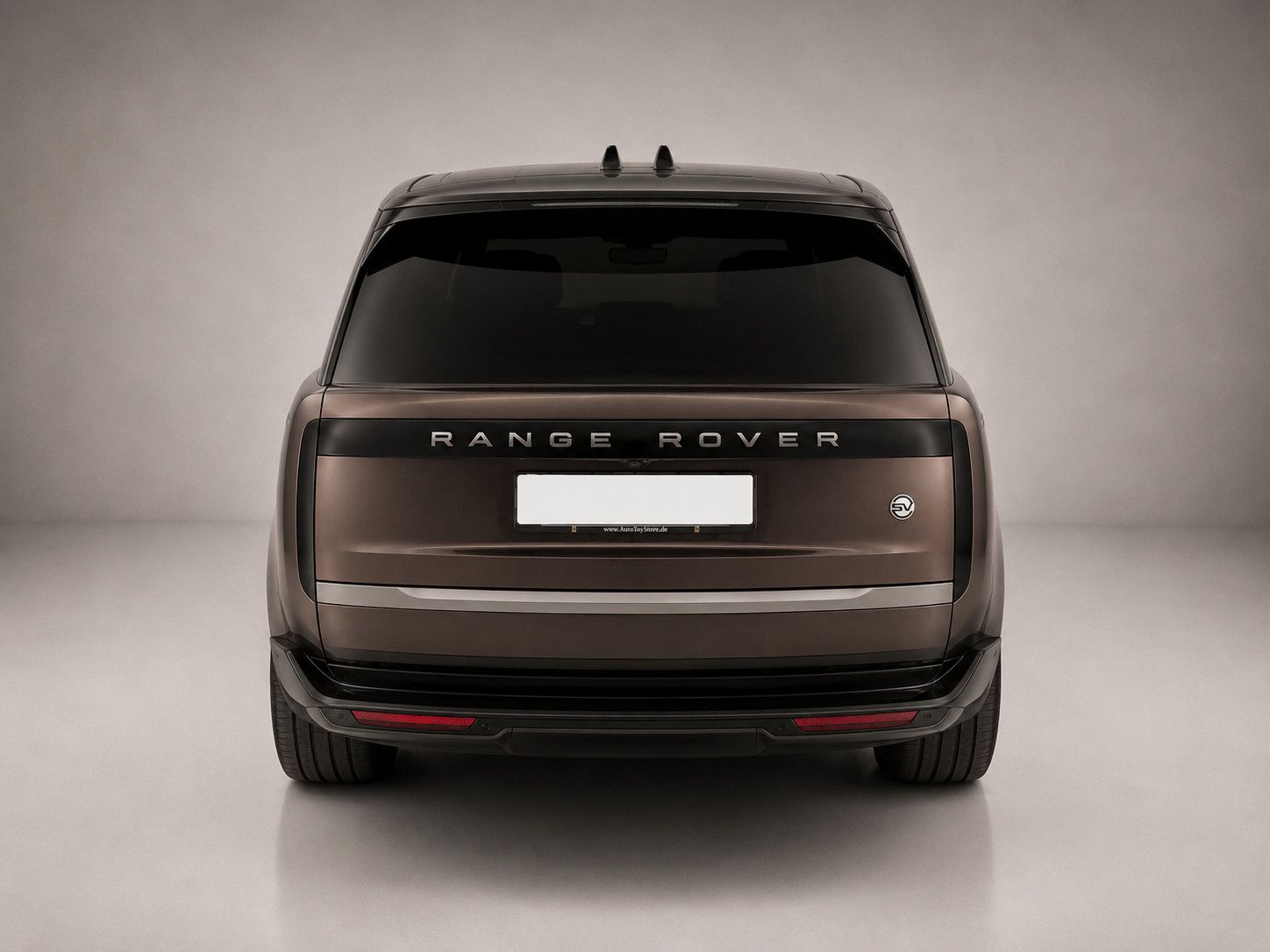 Land Rover Range Rover 2023 г. Коричневый, пробег 54000 км