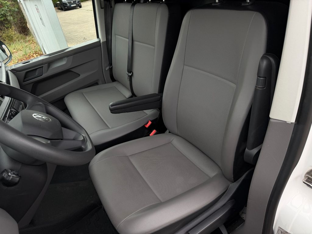 Volkswagen T6 TRANSPORTER 2023 г. Белый, пробег 60000 км