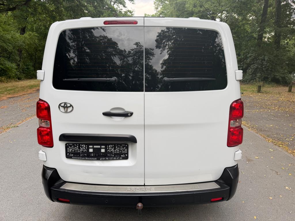 Toyota PROACE (VERSO) 2023 г. Белый, пробег 56000 км