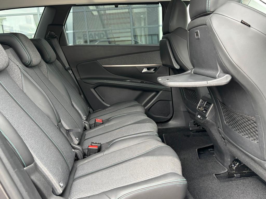 Peugeot 5008 2021 г. Серый, пробег 41350 км