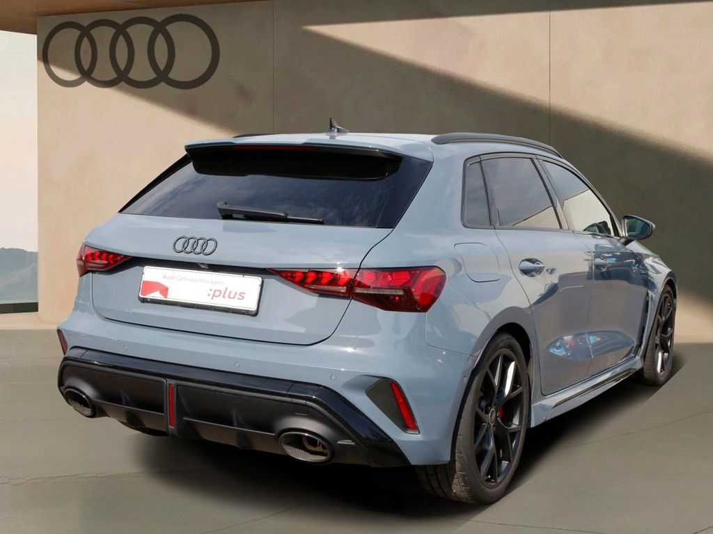 Audi RS3 2025 г. Серый, пробег 11300 км