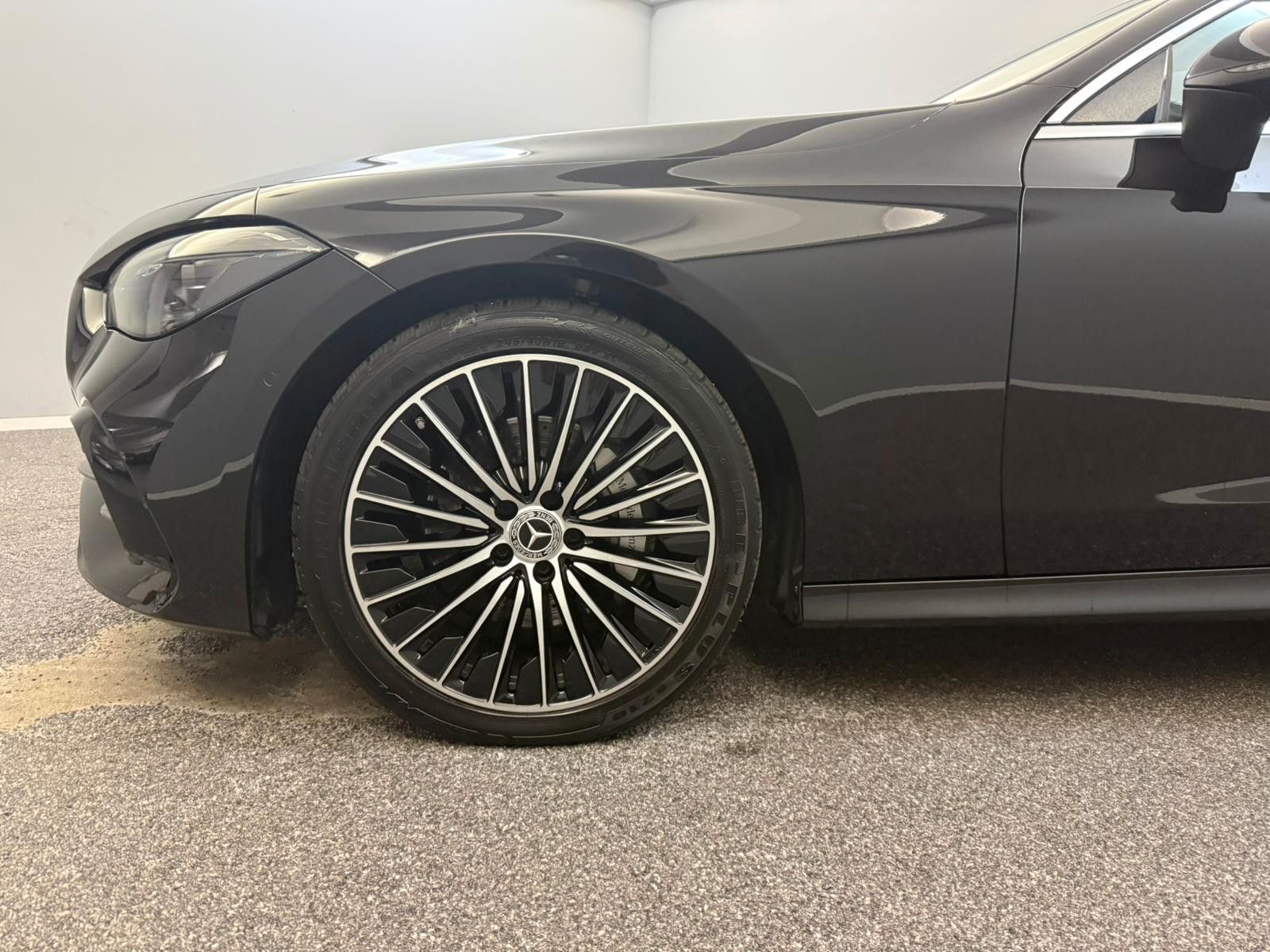 Mercedes-Benz CLE 220 2024 г. Чёрный, пробег 57000 км