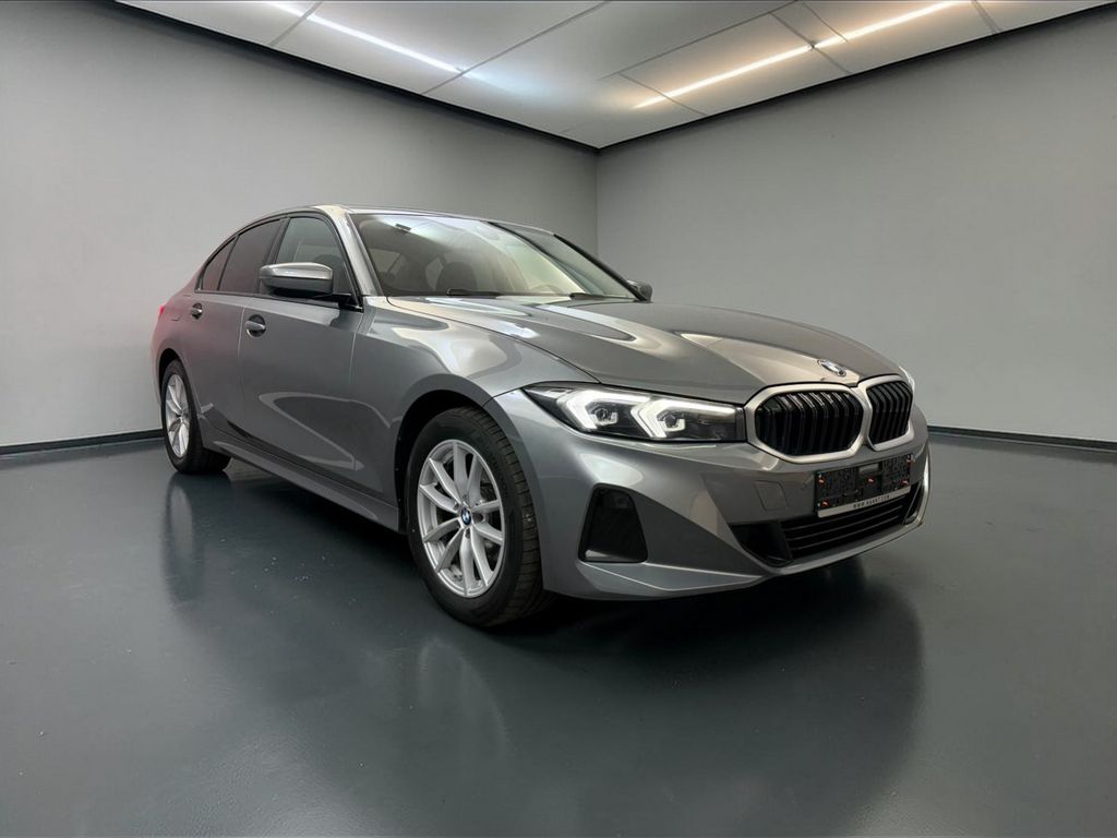 BMW 320 2023 г. Серый, пробег 50000 км