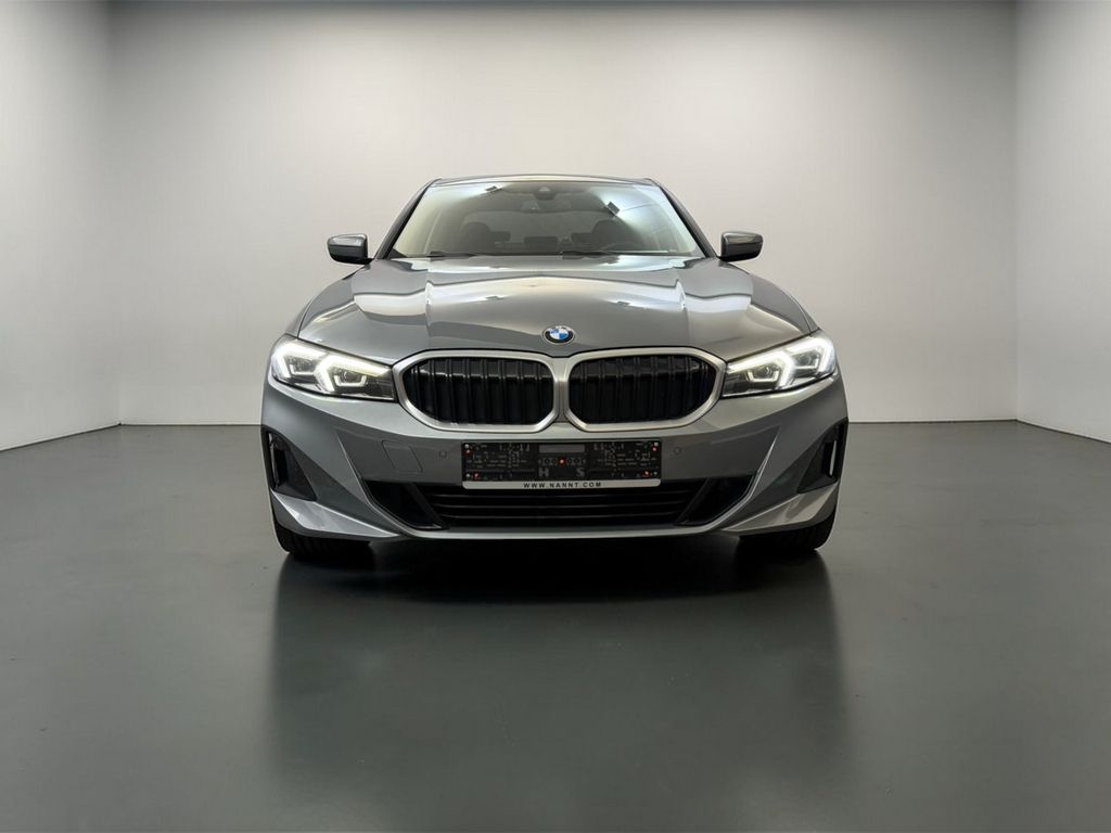 BMW 320 2023 г. Серый, пробег 50000 км