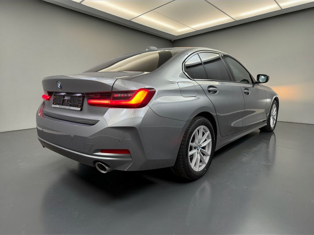 BMW 320 2023 г. Серый, пробег 50000 км