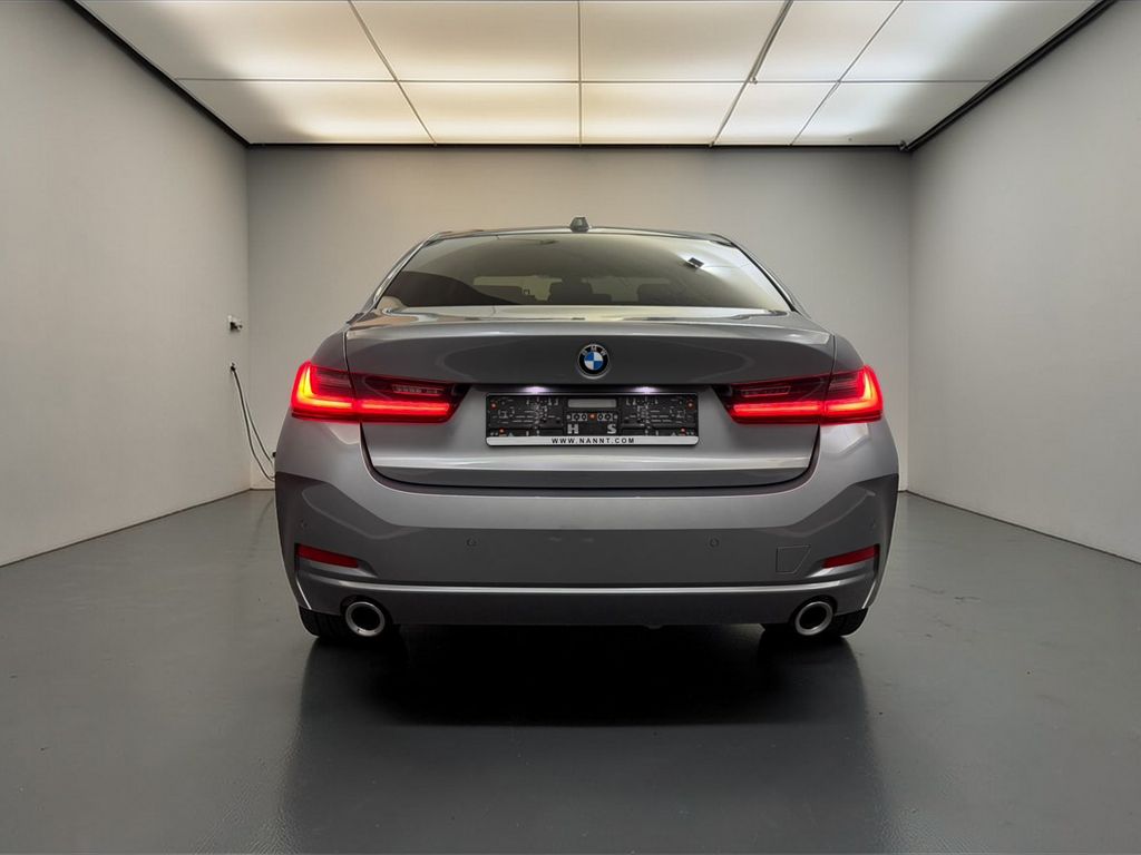 BMW 320 2023 г. Серый, пробег 50000 км