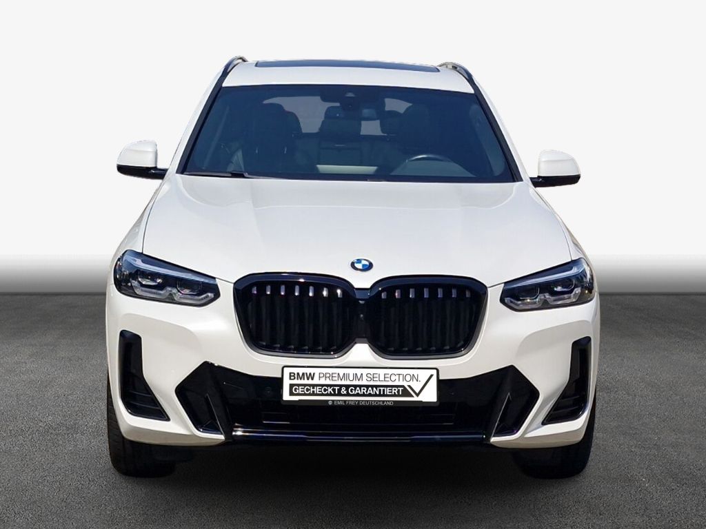 BMW X3 2022 г. Белый, пробег 40254 км