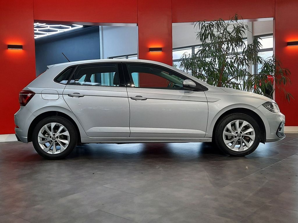 Volkswagen Polo 2022 г. Серебристый, пробег 44000 км