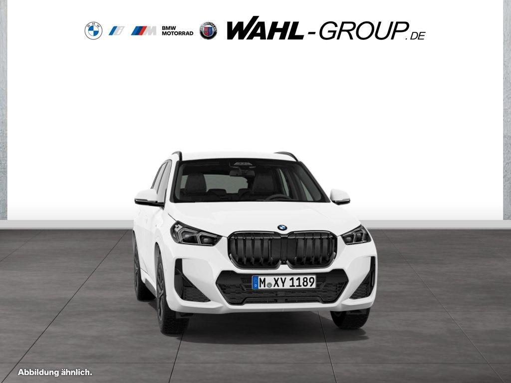 BMW X1 2023 г. Белый, пробег 52800 км