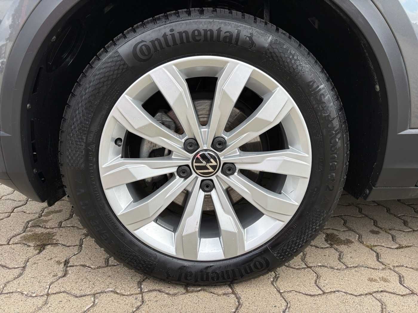 Volkswagen T-Roc 2022 г. Серый, пробег 43424 км