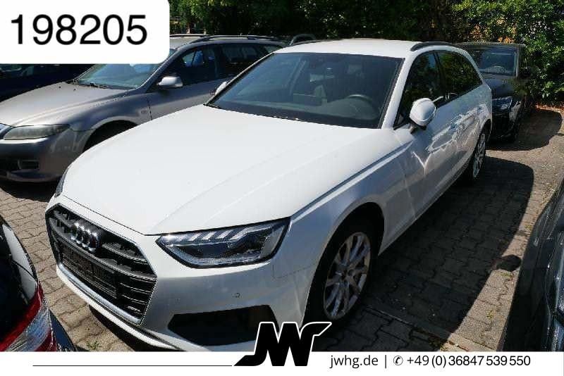 Audi A4 2023 г. Белый, пробег 28200 км