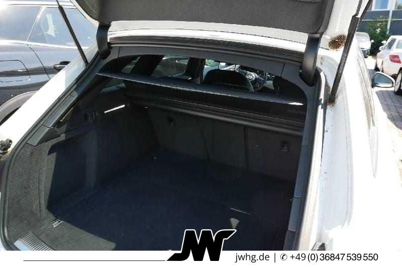 Audi A4 2023 г. Белый, пробег 28200 км