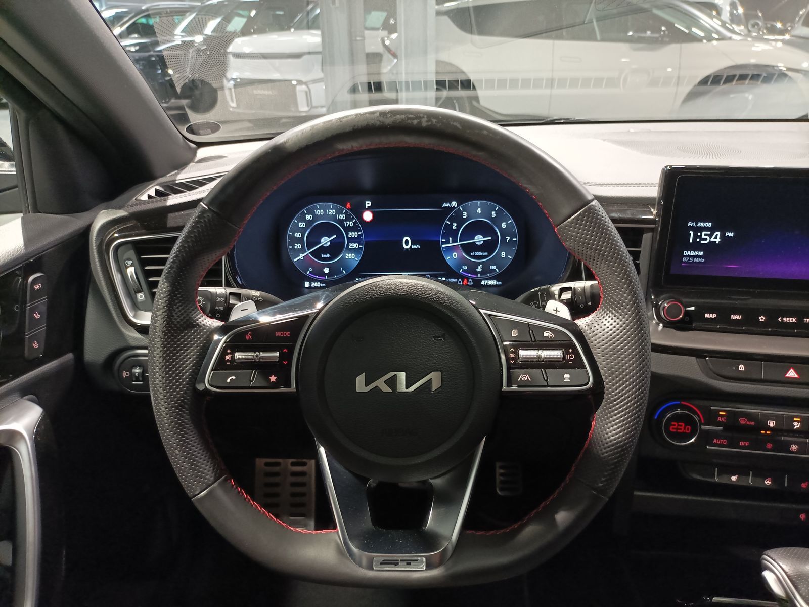 Kia CEE'D / CEED 2023 г. Чёрный, пробег 47383 км