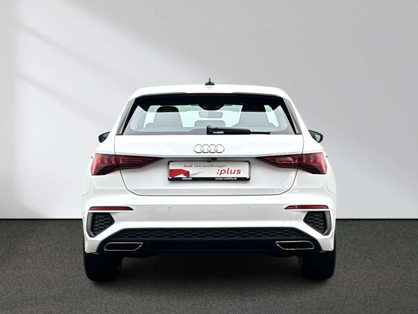 Audi A3 2023 г. Белый, пробег 45355 км