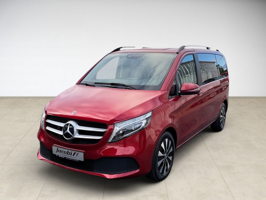 Mercedes-Benz V 250 2022 г. Красный, пробег 44600 км