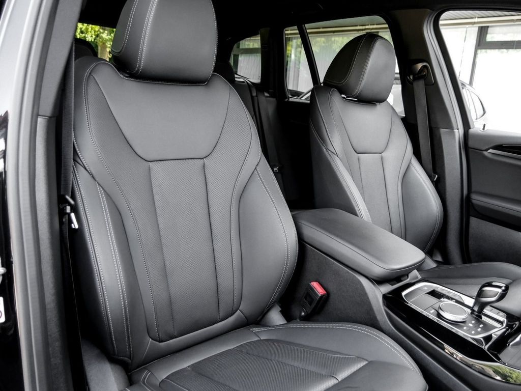 BMW X3 2024 г. Чёрный, пробег 28804 км