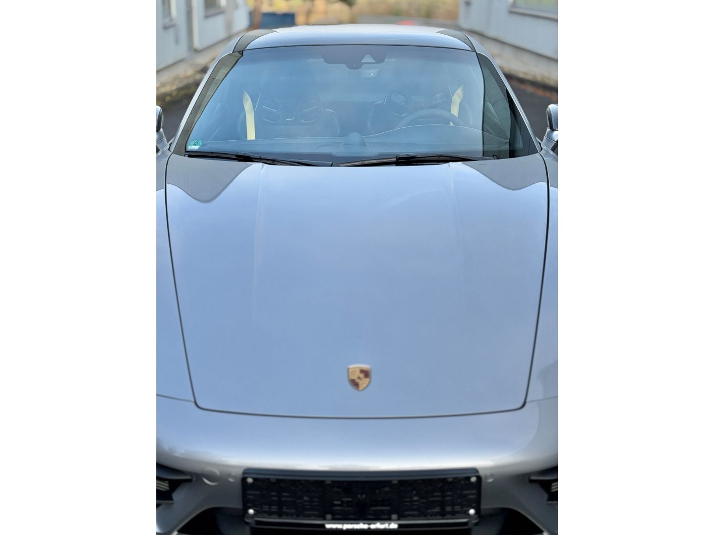 Porsche 911 2022 г. Серебристый, пробег 31580 км