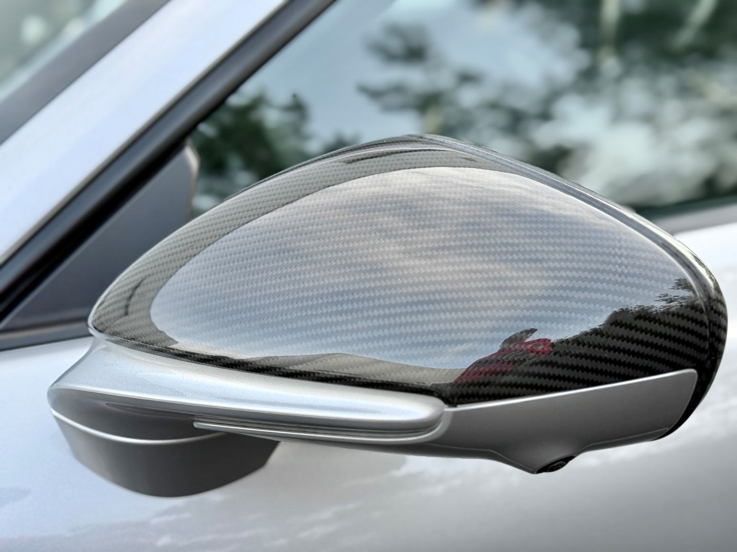 Porsche 911 2022 г. Серебристый, пробег 31580 км