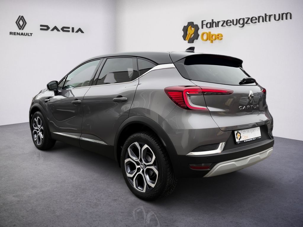 Renault Captur 2022 г. Серый, пробег 57554 км