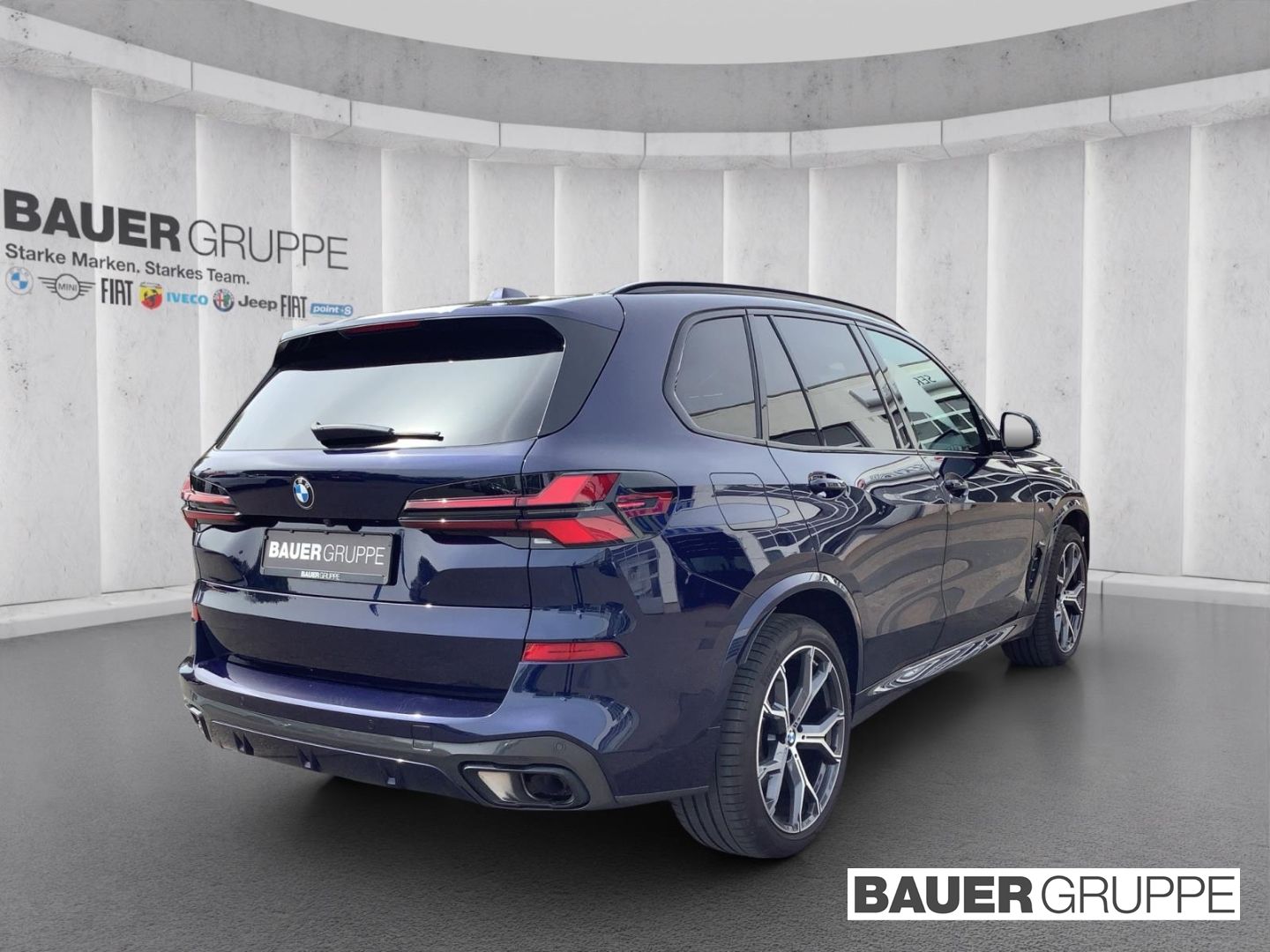 BMW X5 2023 г. Синий, пробег 59300 км