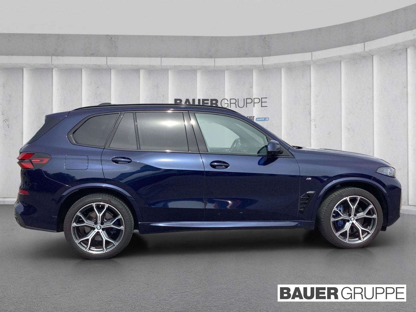 BMW X5 2023 г. Синий, пробег 59300 км