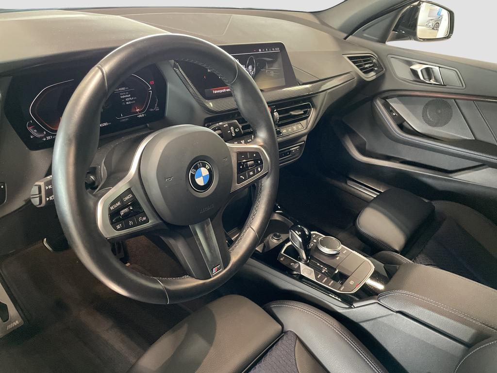 BMW 118 2023 г. Серый, пробег 42283 км