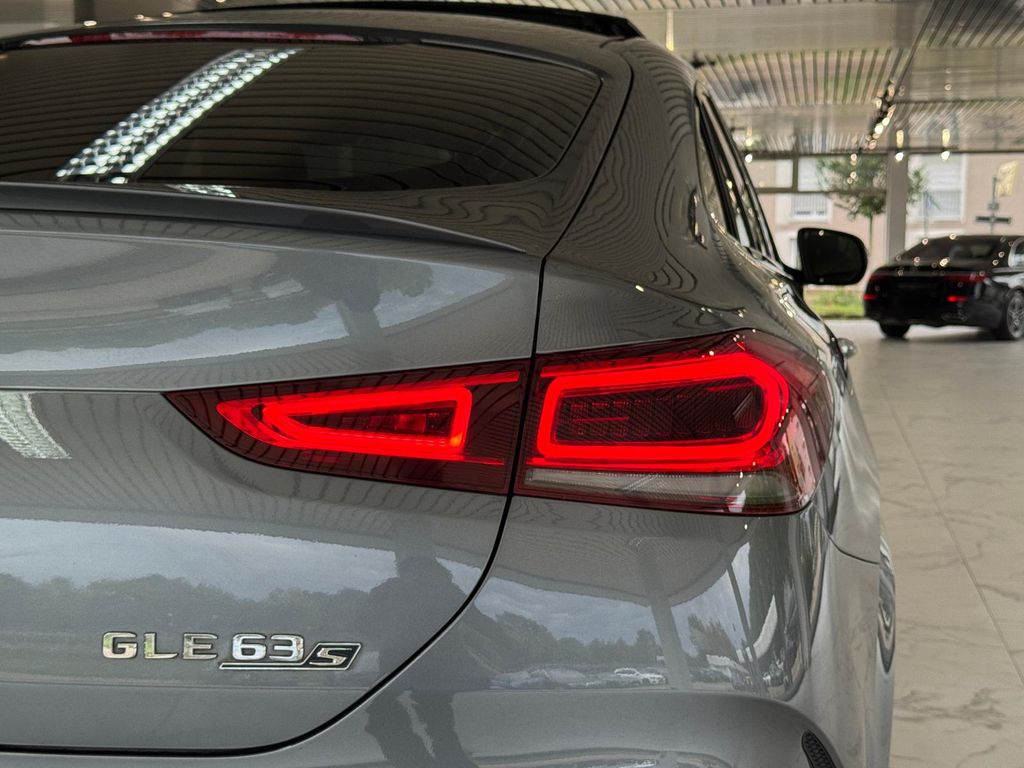 Mercedes-Benz GLE 63 AMG 2021 г. Серый, пробег 42150 км