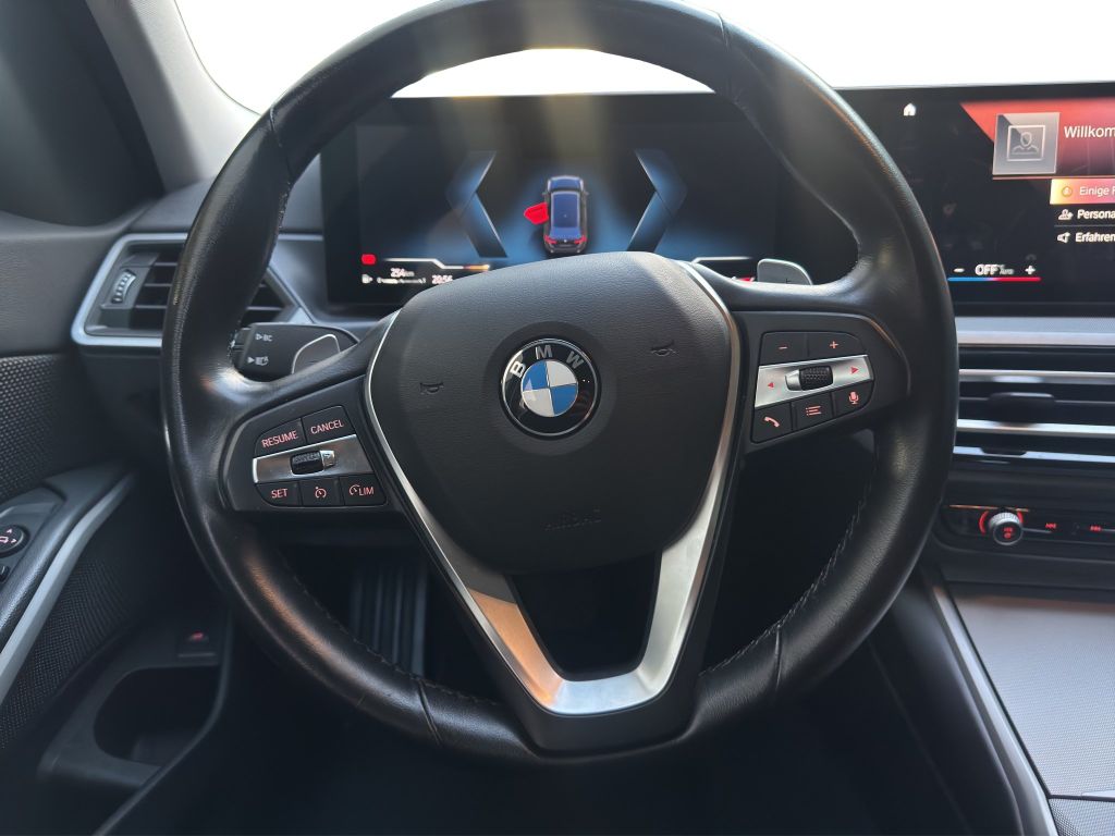 BMW 318 2023 г. Чёрный, пробег 50610 км