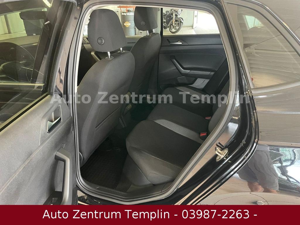 Volkswagen Polo 2023 г. Чёрный, пробег 52445 км