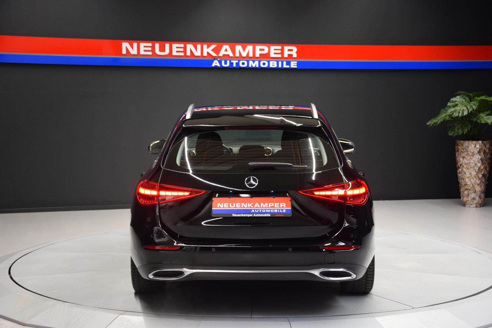 Mercedes-Benz C 180 2023 г. Чёрный, пробег 30600 км