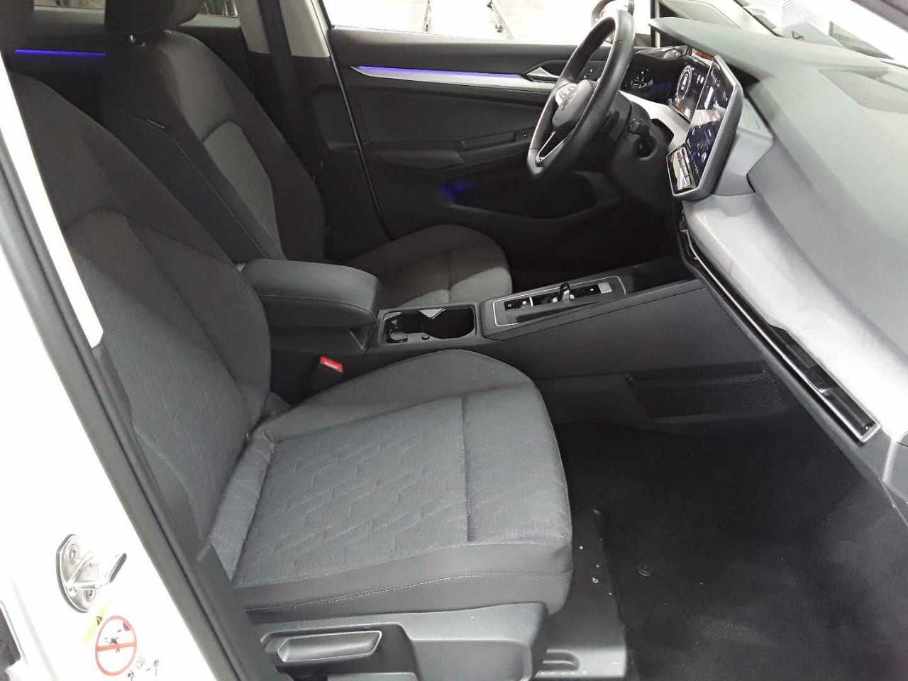 Volkswagen Golf 2025 г. Белый, пробег 51606 км