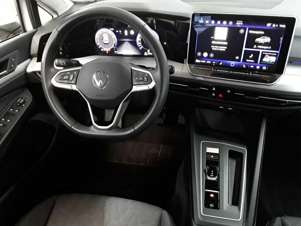 Volkswagen Golf 2025 г. Белый, пробег 51606 км