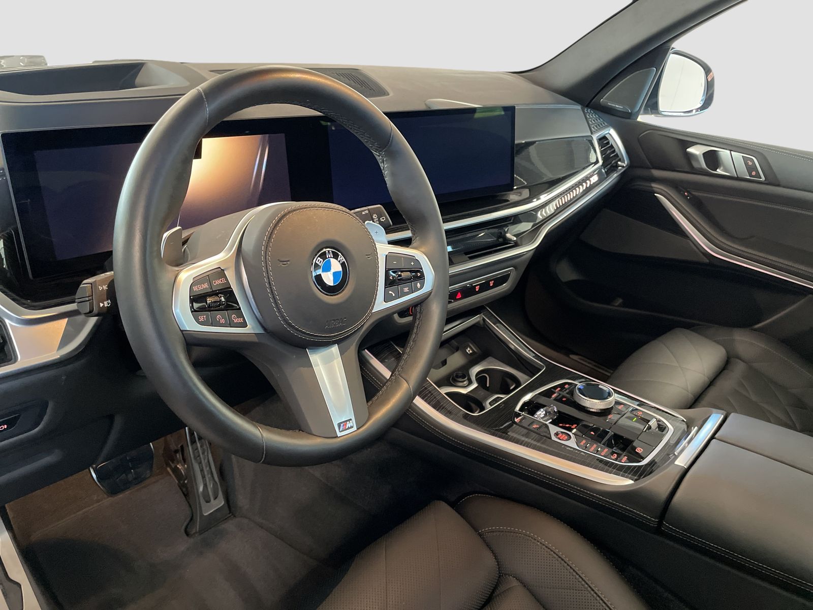 BMW X5 2024 г. Серый, пробег 24744 км