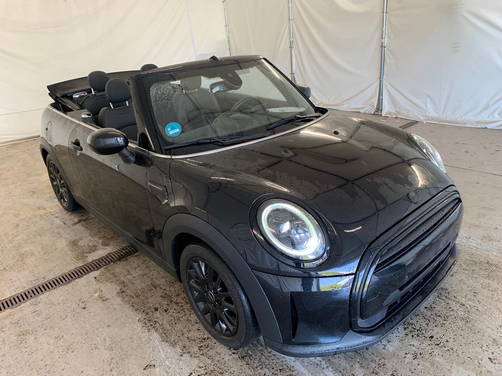 Mini COOPER CABRIO 2023 г. Чёрный, пробег 48900 км