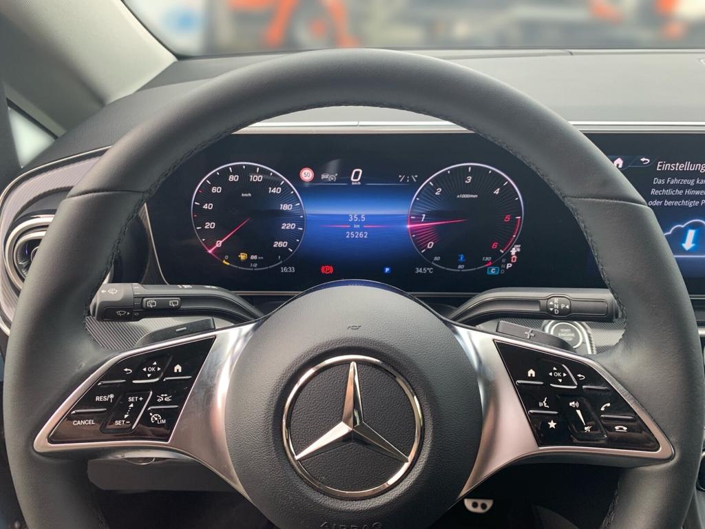 Mercedes-Benz V 220 2025 г. Синий, пробег 25226 км