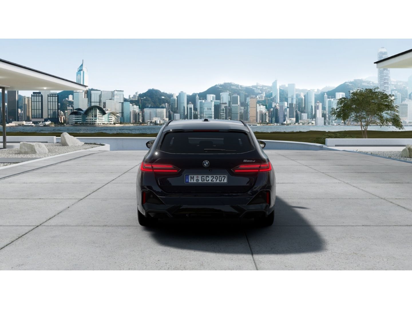 BMW 520 2025 г. Синий, пробег 32900 км