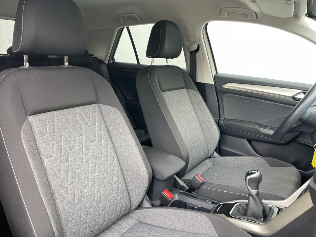 Volkswagen T-Roc 2023 г. Серый, пробег 31110 км
