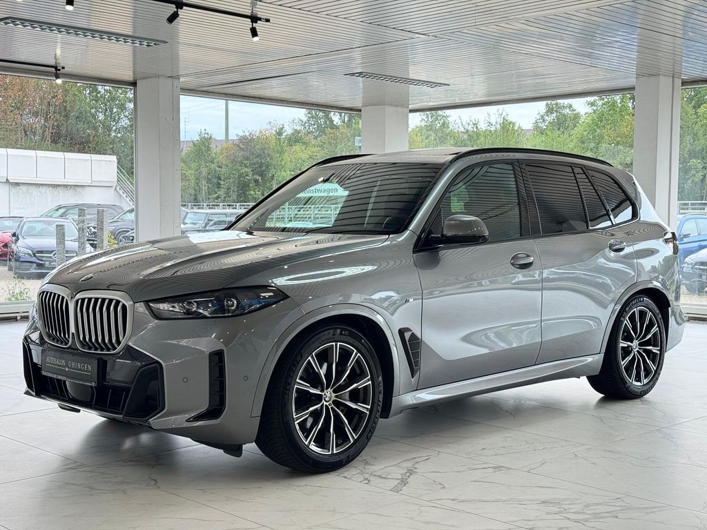 BMW X5 2024 г. Серый, пробег 32152 км