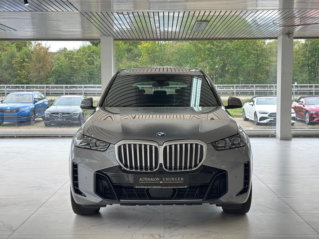 BMW X5 2024 г. Серый, пробег 32152 км