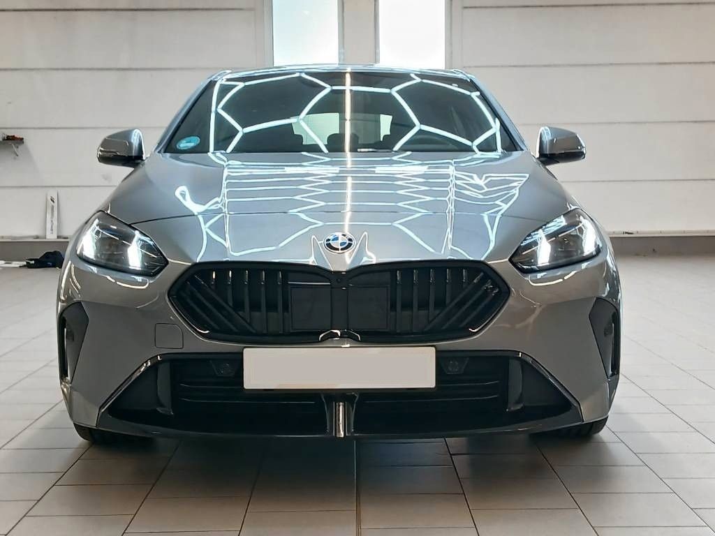 BMW 120 2025 г. Серый, пробег 42200 км