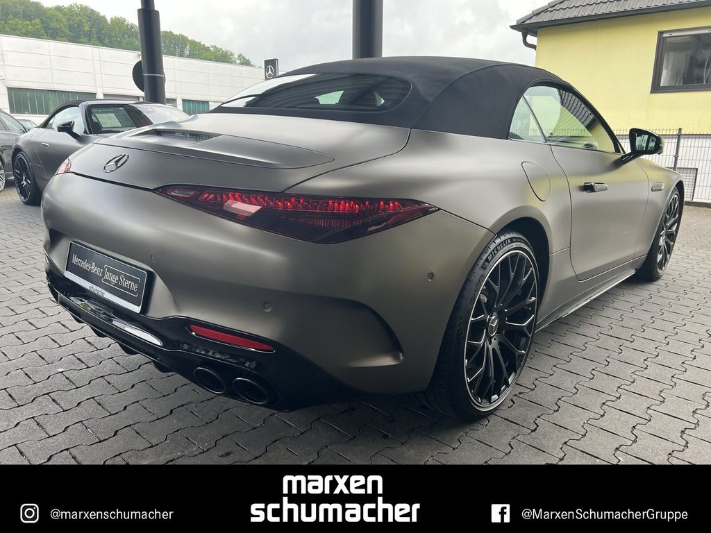 Mercedes-Benz SL 43 AMG 2024 г. Серый, пробег 25686 км