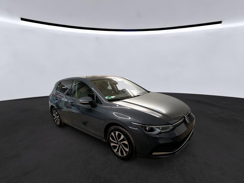 Volkswagen Golf 2023 г. Серый, пробег 44850 км