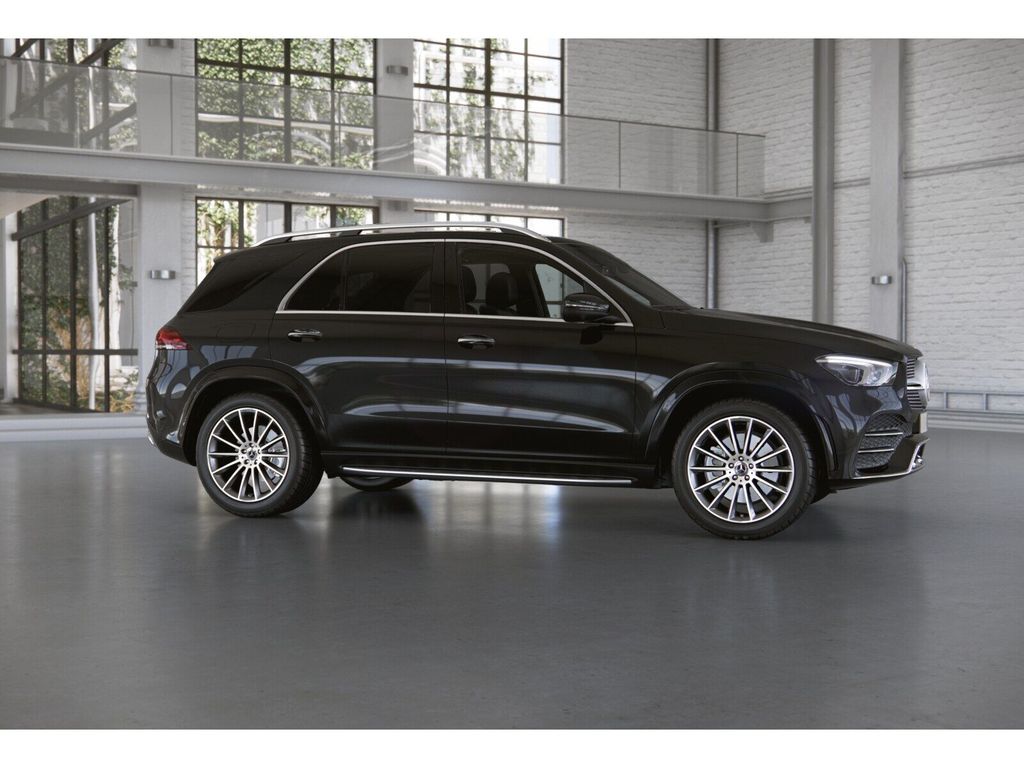Mercedes-Benz GLE 580 2022 г. Чёрный, пробег 41872 км
