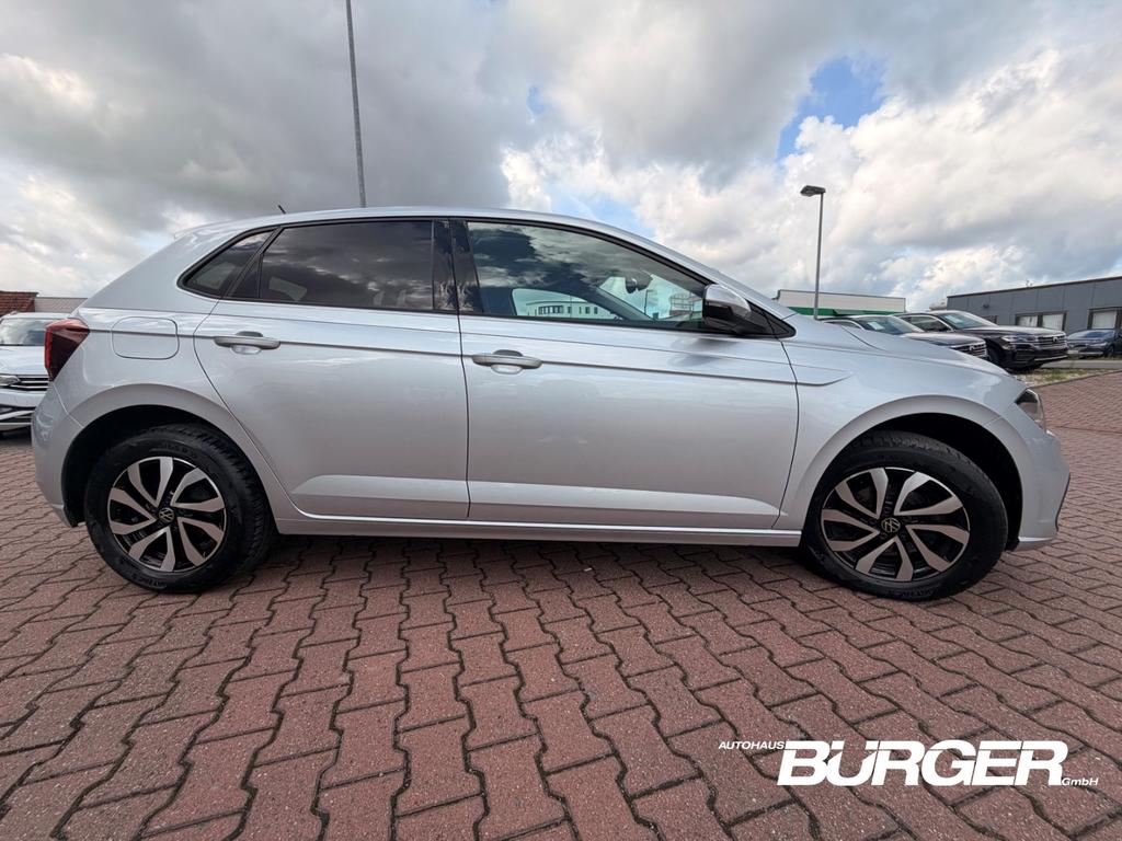 Volkswagen Polo 2023 г. Серебристый, пробег 53600 км